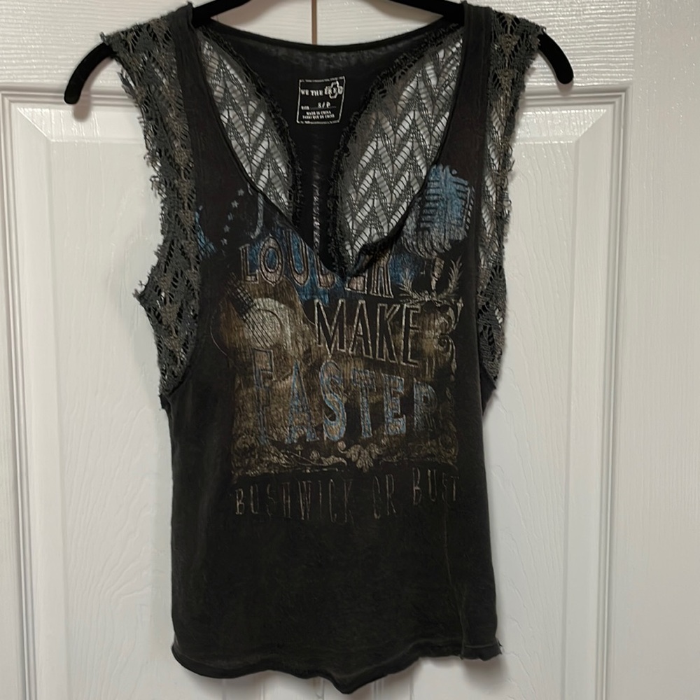 Ladies vintage Black T-shirt design by We The Free Size small black